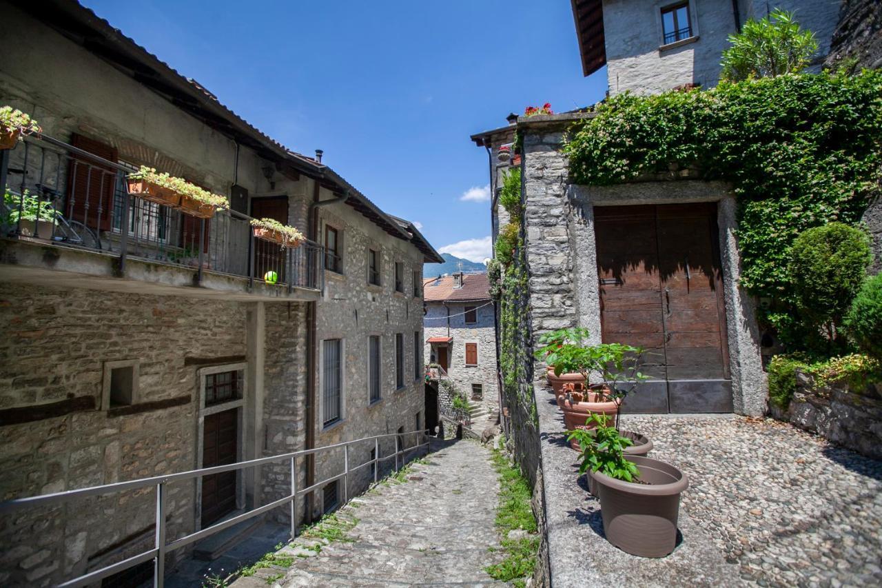 Al Porticciolo Apartment Nesso Luaran gambar